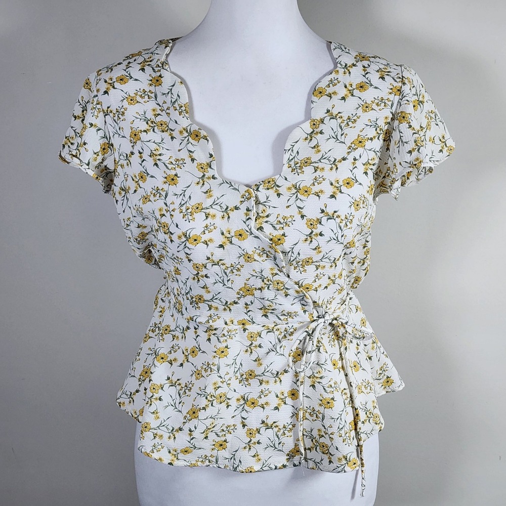 Floral Peplum Wrap Top Womens Small White Yellow Ditsy Cottagecore Boho Farm